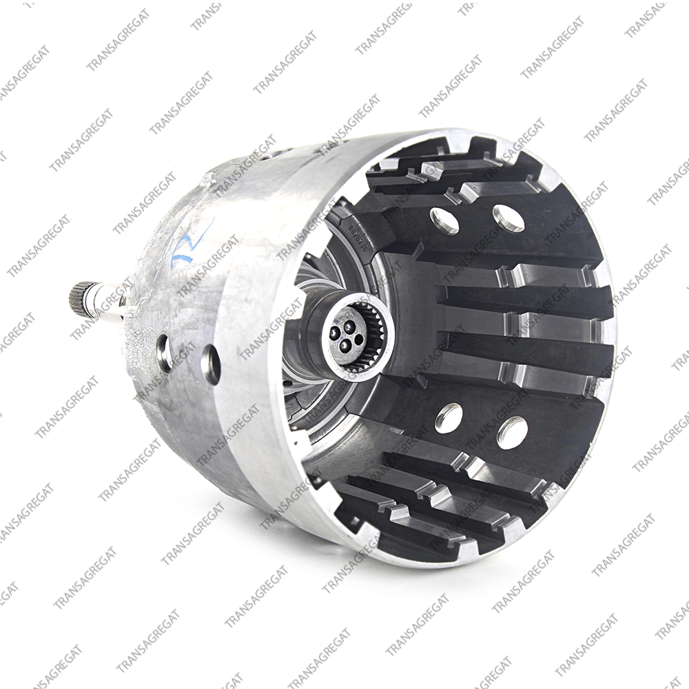 Корпус сцепления 3-4 с входным валом (06-up, 27 зубов на валу, без пилота, с релактором)